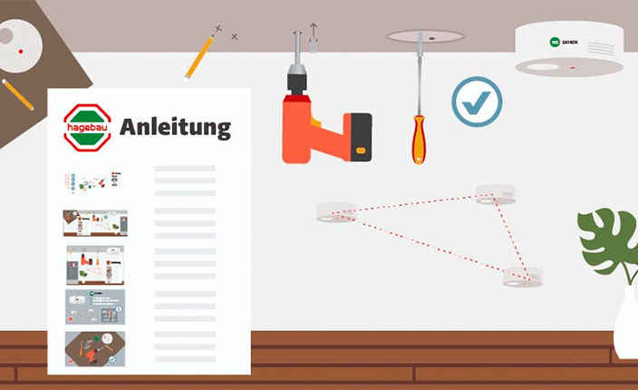 Grafische Darstellung der Vorbereitung zur Montage von Rauchmeldern. Im Vordergrund eine Anleitung mit hagebau-Logo. An der Wand sind drei Montageplatten mit roten Markierungslinien verbunden. Darüber eine Bohrmaschine, ein Schraubendreher und ein Rauchmelder mit Haken. Ein Häkchen in einem Kreis kennzeichnet das richtige Vorgehen